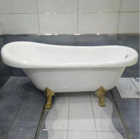 Ванна Cerutti Spa CLASSIC 150 акриловая отдельностоящая (1570x770x740) на львиных лапах (золото)