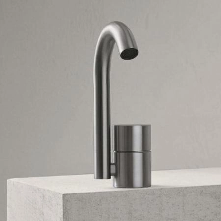 Fantini AA/27 Смеситель для раковины на 1 отверстие, однорычажный, без донного клапана, цвет: Матовая натуральная сталь