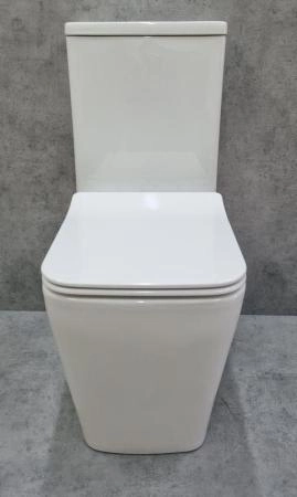 Унитаз Ceramalux K2170-1 безбодковый напольный с бачком сиденье микролифт 640*370*805, белый