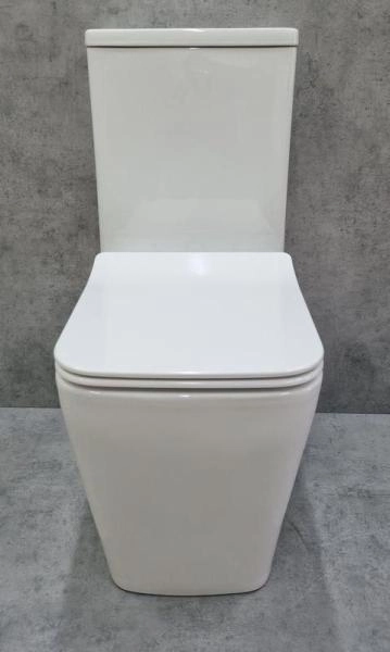 Унитаз Ceramalux K2170-1 безбодковый напольный с бачком сиденье микролифт 640*370*805, белый