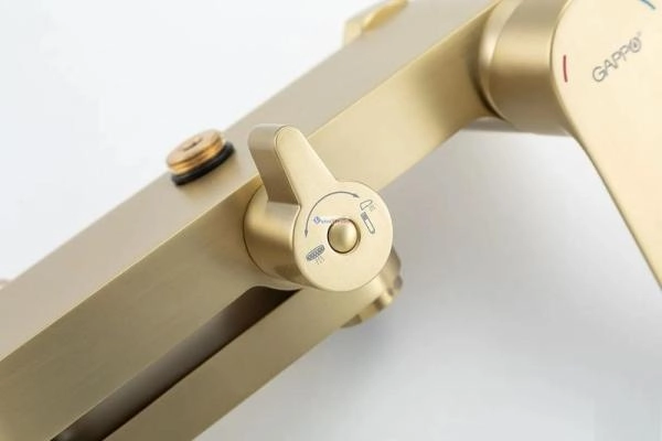 Душевая система Gappo G2448-3 сатин золотой с изливом