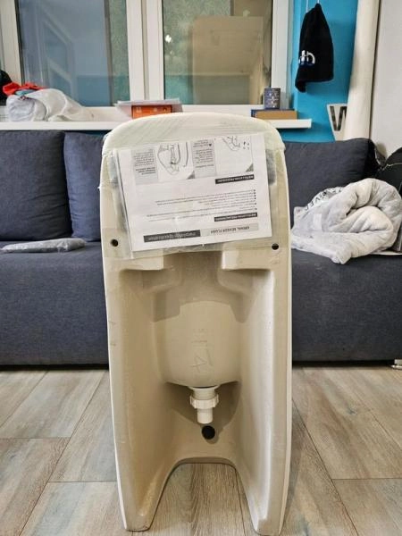 Писсуар сенсорный Gid Q9509 подвесной выпуск горизонтальный Белый