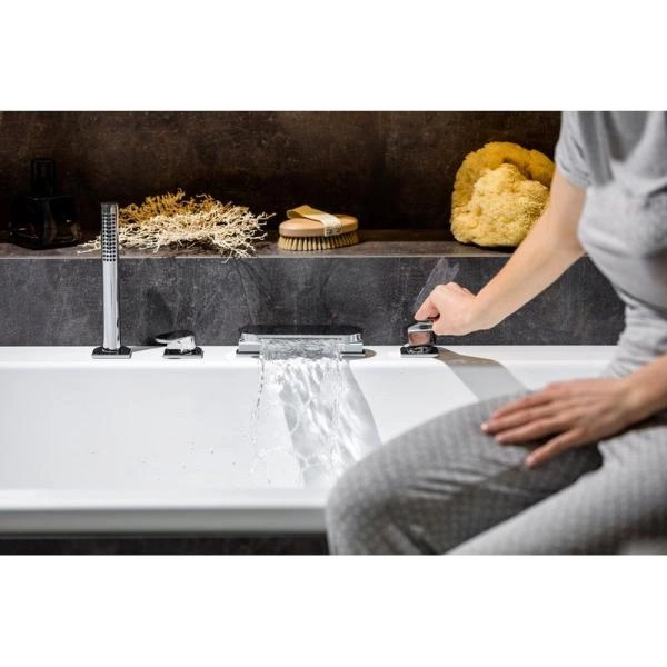 Смеситель врезной каскадный для ванн Ravak X070073