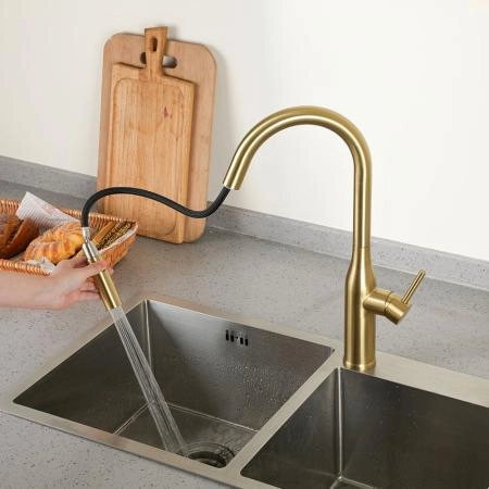 Смеситель GAPPO G4398-43 для кухни с выдвижным изливом и режимом душ, золотой сатин