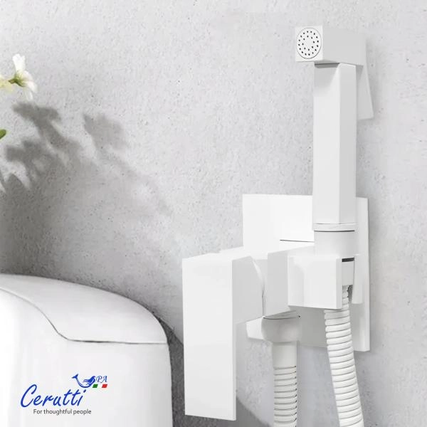 Смеситель с гигиеническим душем Ceruttispa Резия SHW (RESIA SHW) из латуни, с шлангом 120 см, цвет белый
