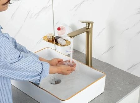 Смеситель для раковины Gappo G1048-32 высокий Сатин золотой