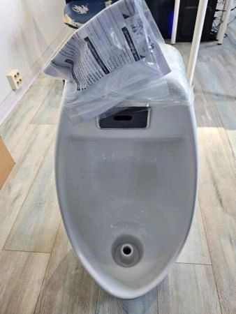 Писсуар сенсорный Gid Q9502 подвесной выпуск горизонтальный Белый