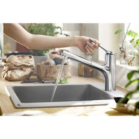 Смеситель Hansgrohe 74803000 Zesis для кухни 146 мм, выдвижной излив, 2 реж., sBox Lite хром