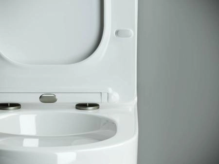 Напольный пристенный унитаз Metropol Rimless