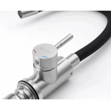 Смеситель KNOTLOR STREAMLINE SS-02, с гибким изливом сатин