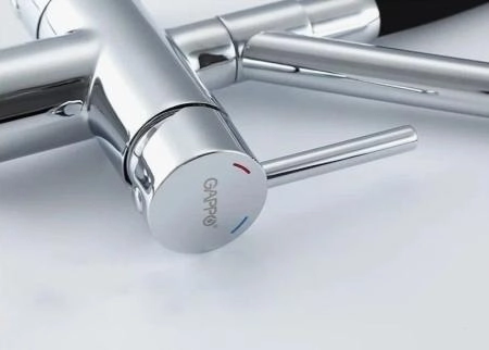 Смеситель Gappo G4398-80 для кухни с краном для фильтра черный хром