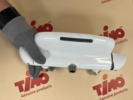 Смеситель для ванны с душем Timo Helmi 4024/00-16Y хром-белый