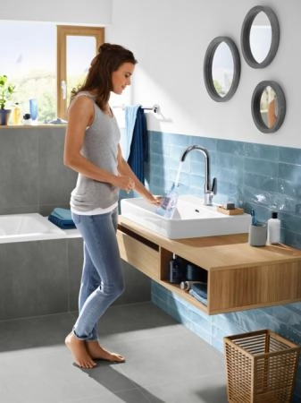 Смеситель для раковины Hansgrohe Novus 71126000 с донным клапаном,хром