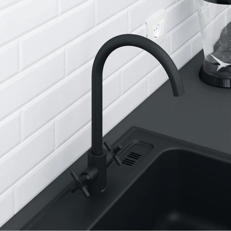 Смеситель для кухни RedBlu by Damixa Neo Classic 240000000 черный