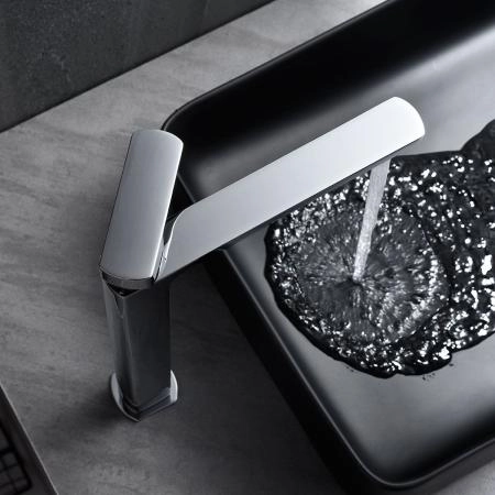 Смеситель высокий для раковины Vincea Next VBF-1N2CH однорычажный, хром