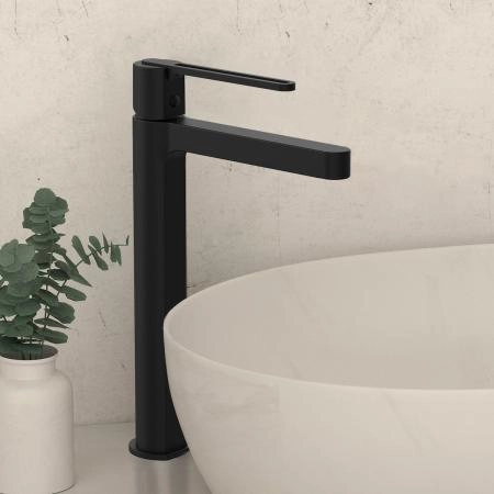 Смеситель Vincea Rondo VBF-1R2MB для раковины однорычажный, черный