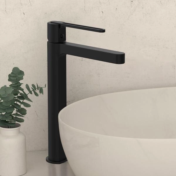 Смеситель Vincea Rondo VBF-1R2MB для раковины однорычажный, черный