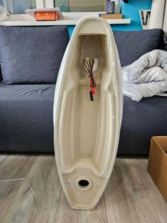 Писсуар сенсорный Gid Q9508 подвесной выпуск горизонтальный Белый