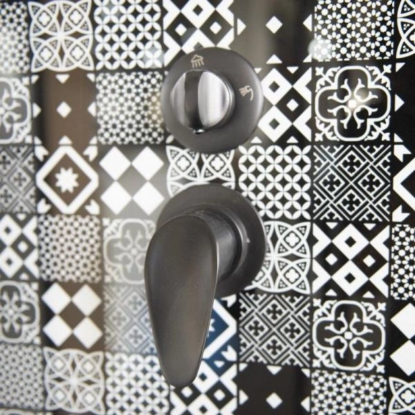 Душевая кабина Esbano 110x80 профиль Черный стекло прозрачное ESKBB1180CKR