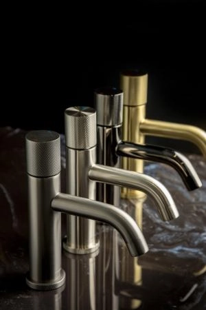 Смеситель STICK Boheme для умыв. низ. Gun Metal низкий с ручкой TOUCH 121-SGM.2