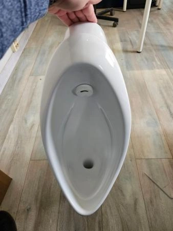 Писсуар сенсорный Gid Q9508 подвесной выпуск горизонтальный Белый