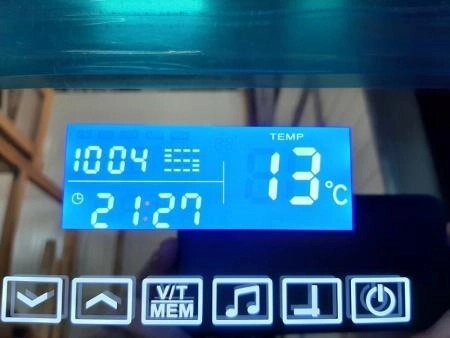 Зеркало Континент Demure LED 915х685 с многофункциональной панелью ЗЛП99