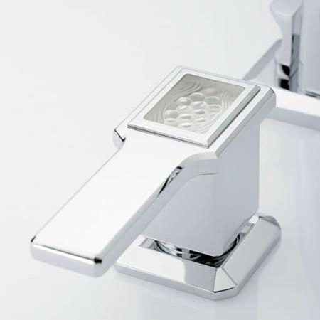 THG Métropolis à manettes cristal clair Смеситель для раковины, на 3 отв., цвет: хром/прозрачный хрусталь