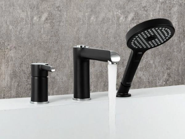 Смеситель Gappo G1103-6 на борт ванны на 3 отверстия чёрный/хром