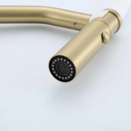 Смеситель GAPPO G4098-13 для кухни с гибким изливом, золотой сатин