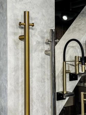 Полотенцесушитель электрический Boheme Uno BRONZE 726-BR