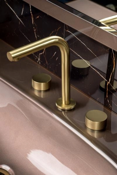 Смеситель на столешницу Boheme STICK TOUCH на 3 отв. Matt Gold 152-MG.2