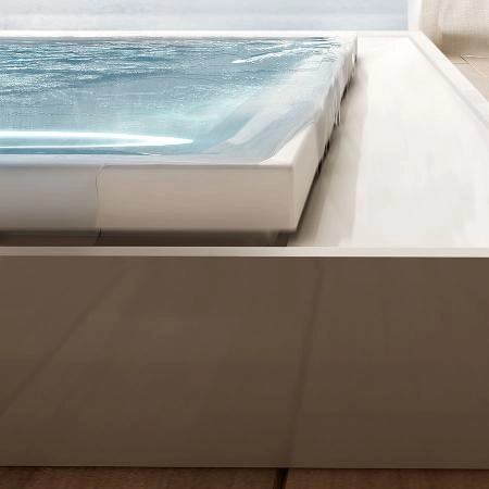 Treesse Fusion 230 Ванна  230x180xh67см, с гидромассажем, с фронт.панелью, хромотерапия по периметру LED, стабилизатор температуры воды, цвет: белый