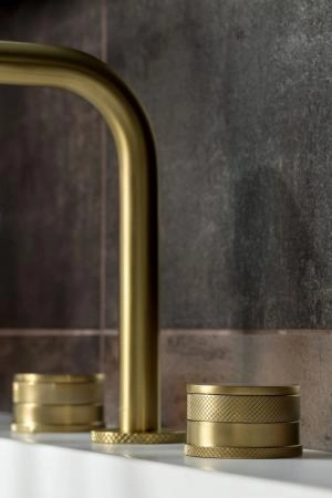 Смеситель на столешницу Boheme PRESTIGE на 3 отв. MAT GOLD 152-MG-PR