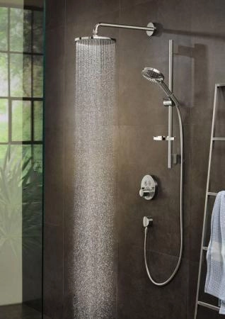 Hansgrohe 27607000 Raindance S Верхний душ ?240 мм, 1 режима, с боковым кронштейном 390 мм, хром