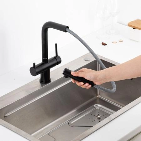 Смеситель GAPPO G4397-76 для кухни с выдвижным изливом и подключением фильтра, черный