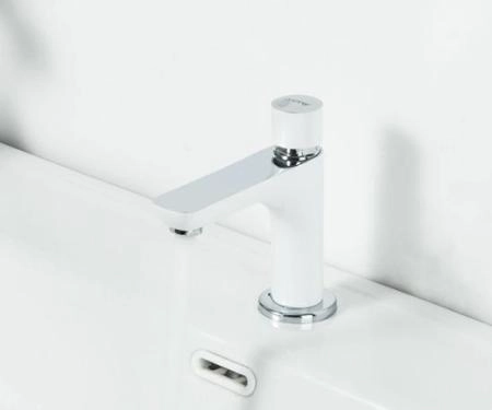 Смеситель для раковины Gappo G5148 порционный Белый /хром