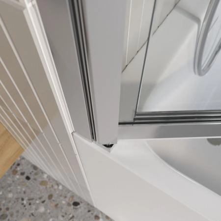 Шторка на ванну BelBagno LUCE 90 прозрачное стекло 6 мм профиль хром LUCE-VF-11-90/145-C-Cr