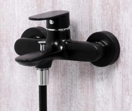 Смеситель Wasserkraft Elbe 7401 для ванны с коротким изливом, цвет черный