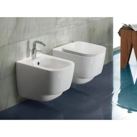 Унитаз Hatria Fusion48 YXZL безободковый подвесной