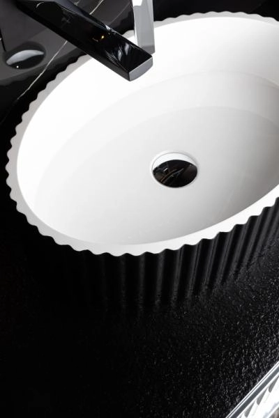 Раковина Boheme Canale рифл глянец чёрный 878-B