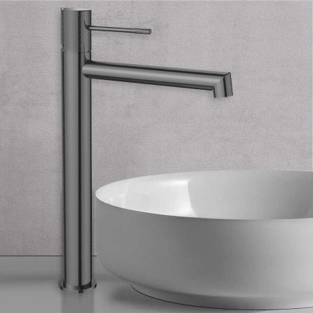 Смеситель высокий для раковины Vincea Desire VBF-1D2GM однорычажный, вороненая сталь