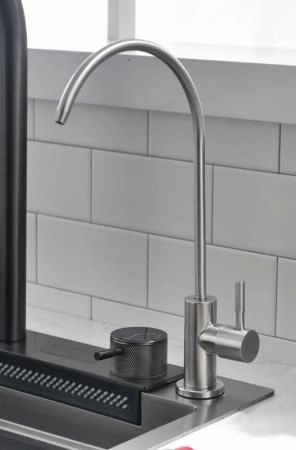 Мойка кухонная Esbano CASCADE-2 750х450х220 оружейная сталь PVD покрытие