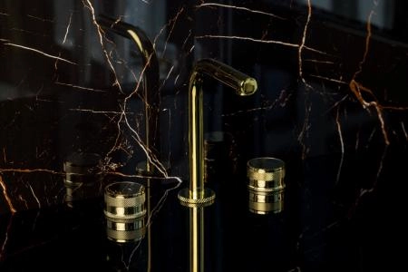 Смеситель на столешницу Boheme PRESTIGE на 3 отв. GOLD 152-G-PR