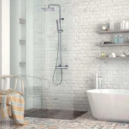 Душевая система Bossini Cosmo L10103.030 с термостатом, верхний душ 230х230 мм, ручной душ, хром