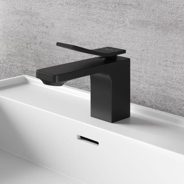 Смеситель NT BAGNO NT1801В VOLNO для раковины черный матовый