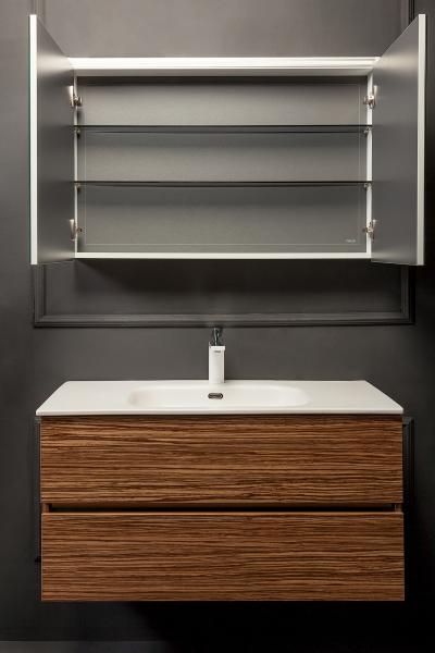 Зеркальный шкаф Boheme Vallessi 100 зебрано с подстветкой 546-Z