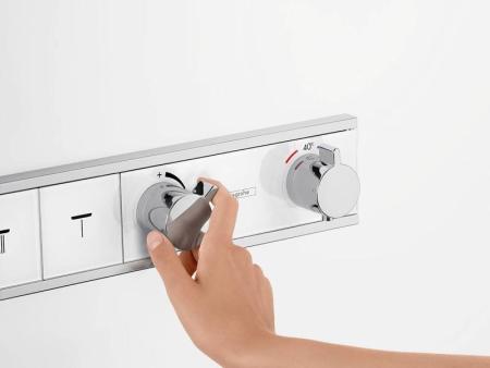 Hansgrohe 15357600 RainSelect Термостат для 4х потребителей, черный / хром