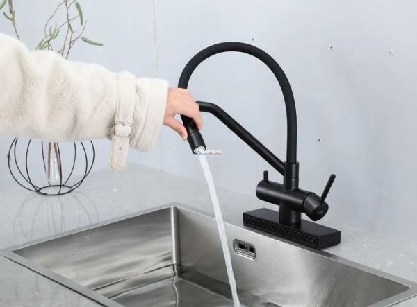 Смеситель для кухни Gappo G4098-6 с водопадом черный матовый