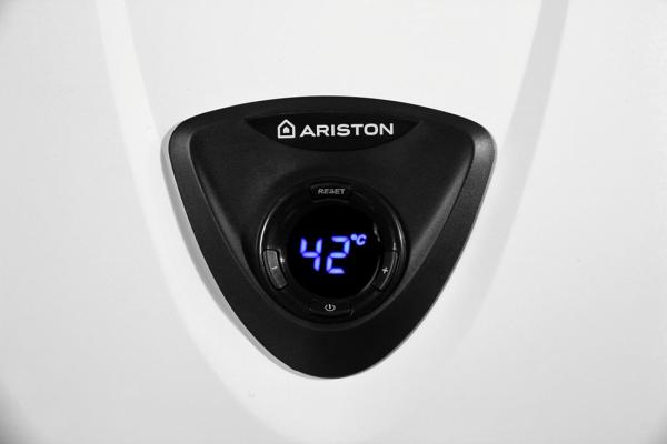 Водонагреватель проточный Ariston Fast Evo 14 C
