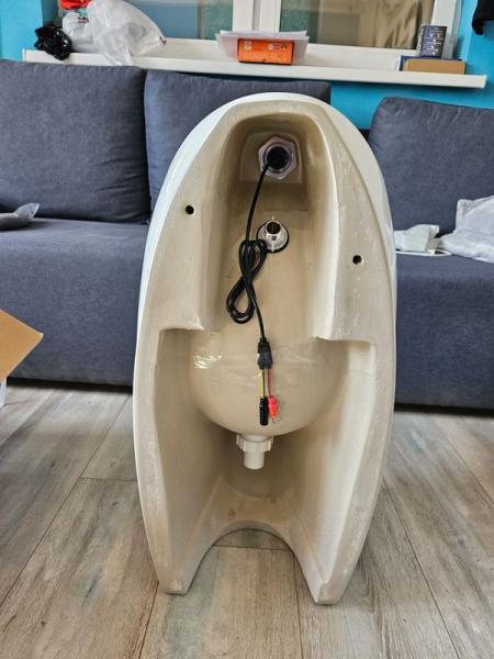 Писсуар сенсорный Gid Q9507 подвесной выпуск горизонтальный Белый